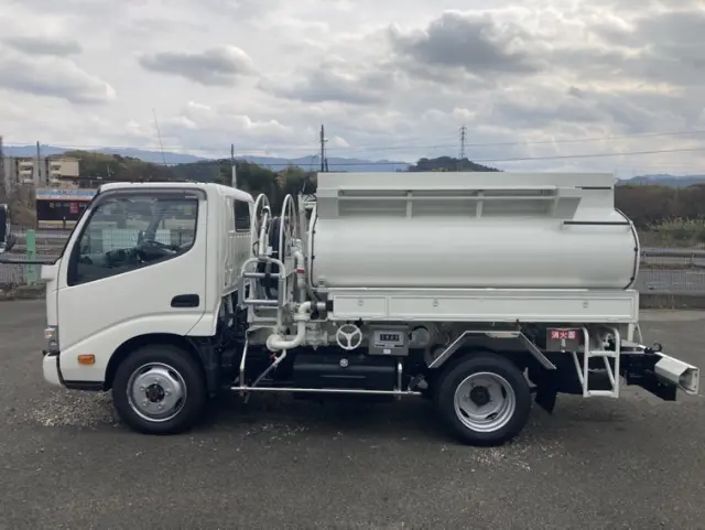 日野 デュトロ 2DG-XZU675M(4WD)の写真4