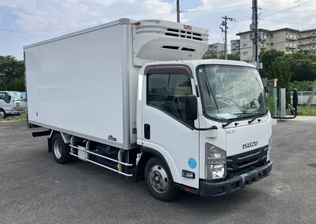 いすゞ エルフ TPG-NMR85AN(2WD)の写真4