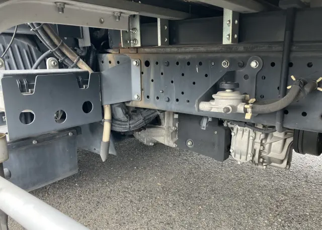 いすゞ エルフ TPG-NMR85AN(2WD)の写真24