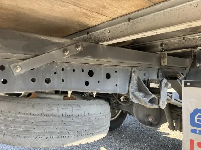 いすゞ エルフ TPG-NLR85AN(2WD)の写真9