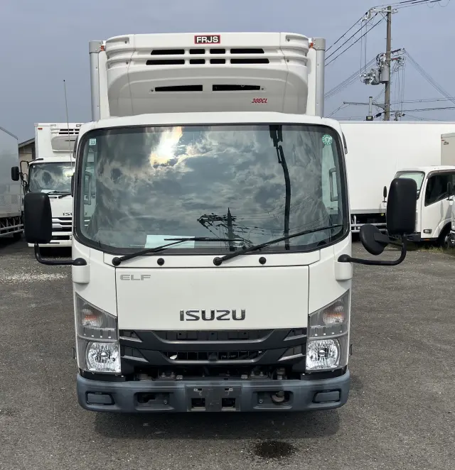 いすゞ エルフ TPG-NMR85AN(2WD)の写真2