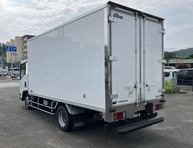 いすゞ エルフ TPG-NMR85AN(2WD)の写真4