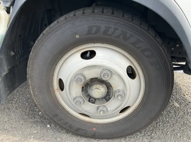 いすゞ エルフ TPG-NMR85AN(2WD)の写真9