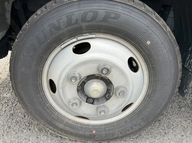 いすゞ エルフ TPG-NMR85AN(2WD)の写真10