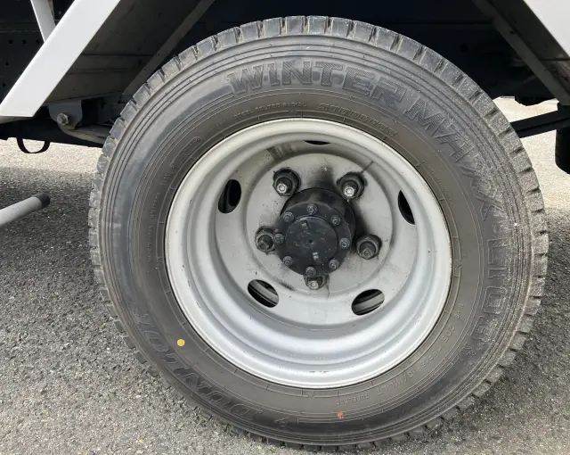 いすゞ エルフ TPG-NMR85AN(2WD)の写真11