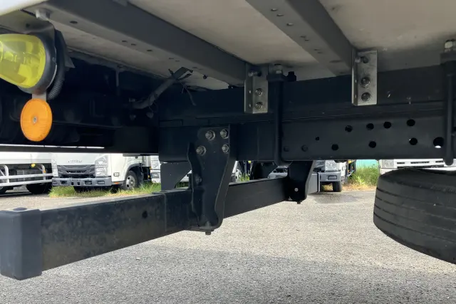 いすゞ エルフ TPG-NMR85AN(2WD)の写真16