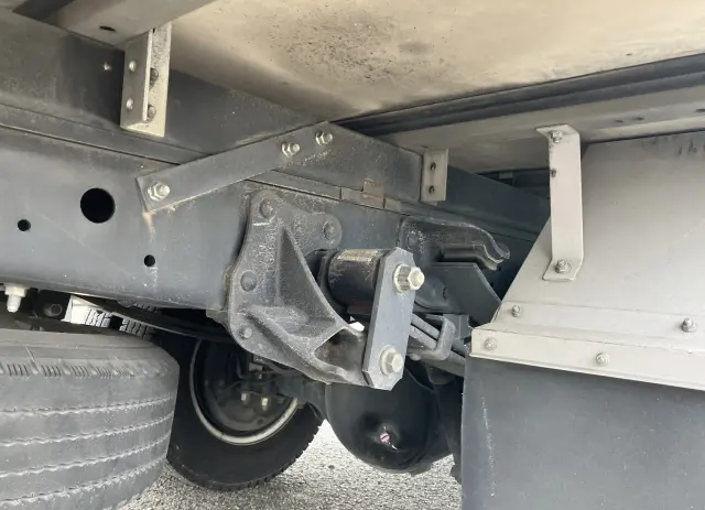 いすゞ エルフ TPG-NMR85AN(2WD)の写真17