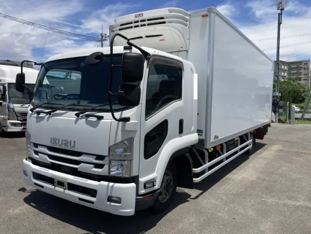 いすゞ フォワード 2PG-FRR90S2(2WD)の写真1