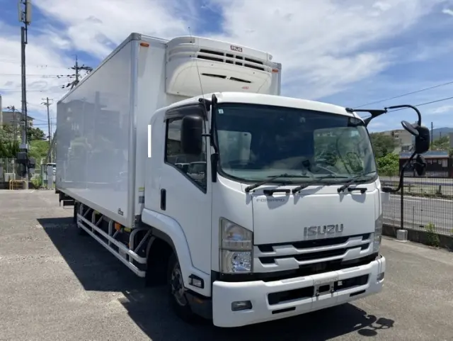 いすゞ フォワード 2PG-FRR90S2(2WD)の写真3