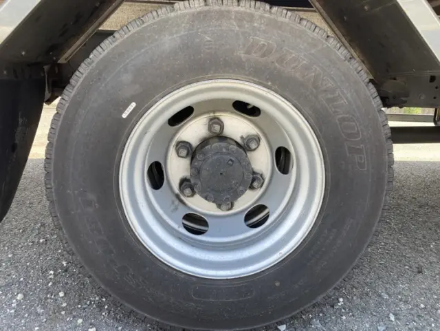 いすゞ フォワード 2PG-FRR90S2(2WD)の写真12