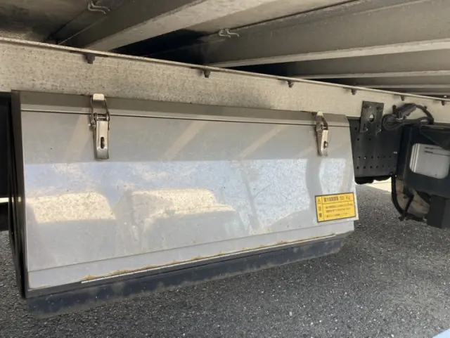 いすゞ フォワード 2PG-FRR90S2(2WD)の写真15