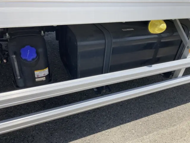 いすゞ フォワード 2PG-FRR90S2(2WD)の写真20