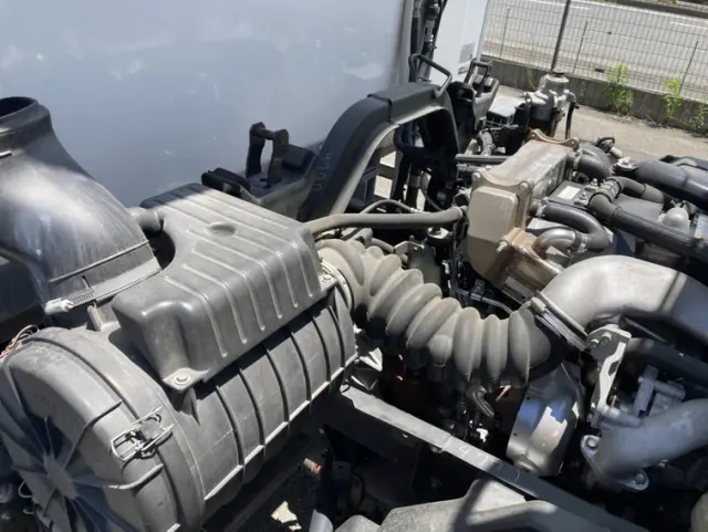 いすゞ フォワード 2PG-FRR90S2(2WD)の写真29