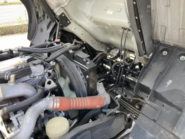 いすゞ フォワード 2PG-FRR90S2(2WD)の写真31