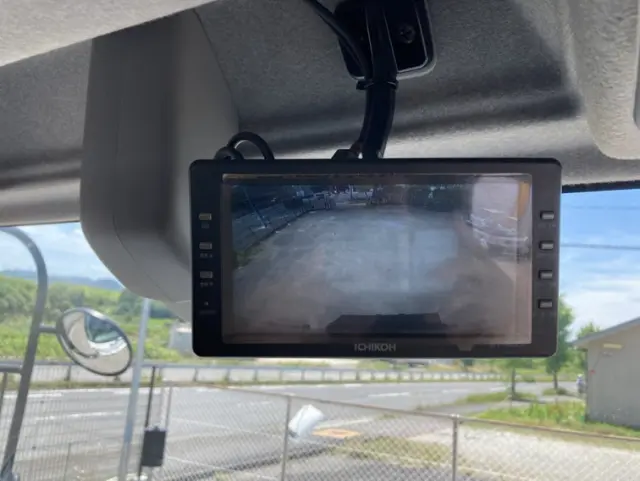 いすゞ フォワード 2PG-FRR90S2(2WD)の写真33