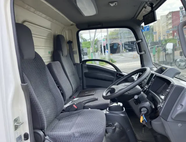 いすゞ エルフ 2RG-NMR88ANの写真23