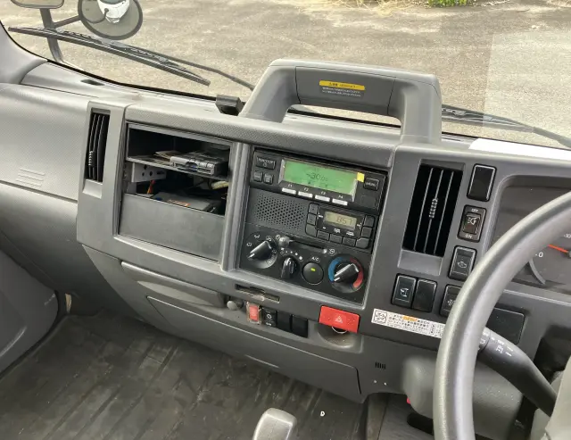 いすゞ エルフ 2RG-NMR88ANの写真28