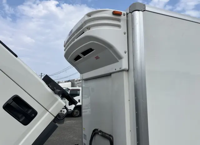 いすゞ エルフ 2RG-NMR88ANの写真36