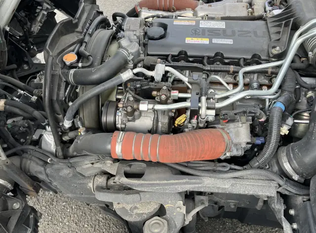 いすゞ エルフ 2RG-NMR88ANの写真37