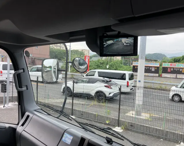 いすゞ フォワード 2PG-FRR90S2(2WD)の写真24