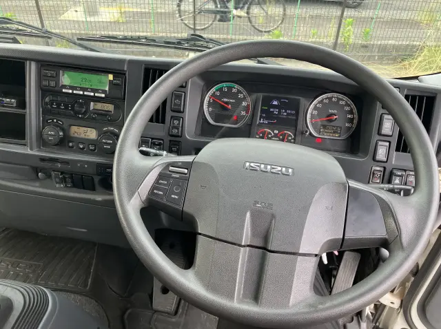 いすゞ フォワード 2PG-FRR90S2(2WD)の写真25