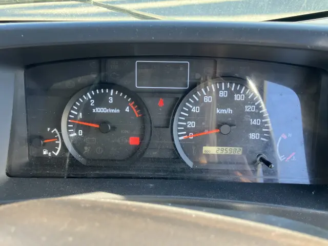 いすゞ エルフ TKG-NLR85AN(2WD)の写真8