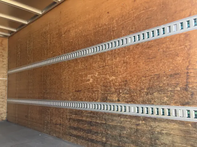 いすゞ エルフ TKG-NLR85AN(2WD)の写真25