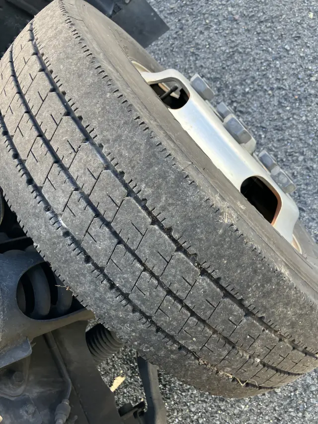 いすゞ エルフ TKG-NLR85AN(2WD)の写真43