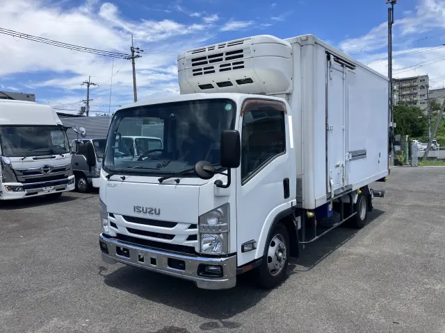 いすゞ エルフ TPG-NPR85AN(2WD)の写真1