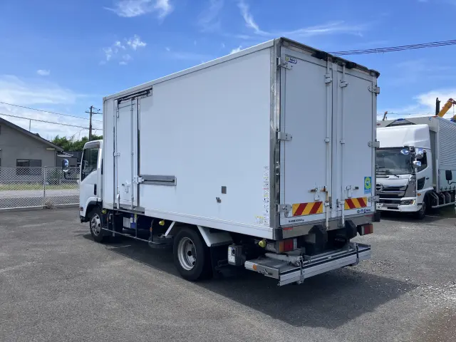 いすゞ エルフ TPG-NPR85AN(2WD)の写真4