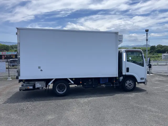 いすゞ エルフ TPG-NPR85AN(2WD)の写真7