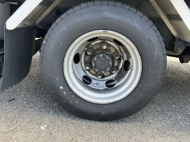 いすゞ エルフ TPG-NPR85AN(2WD)の写真10