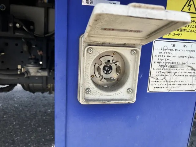 いすゞ エルフ TPG-NPR85AN(2WD)の写真25