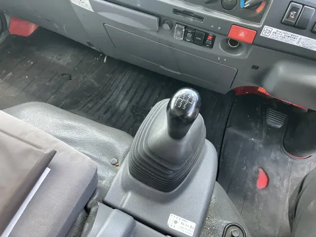 いすゞ エルフ TPG-NPR85AN(2WD)の写真35