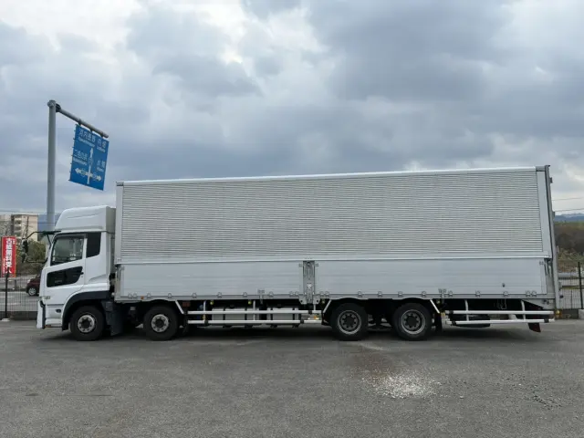 UD クオン 2RG-CG5FA(8x4)の写真7