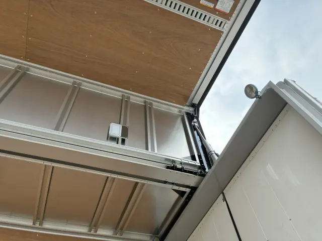 UD クオン 2RG-CG5FA(8x4)の写真11