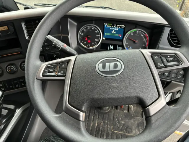 UD クオン 2RG-CG5FA(8x4)の写真36