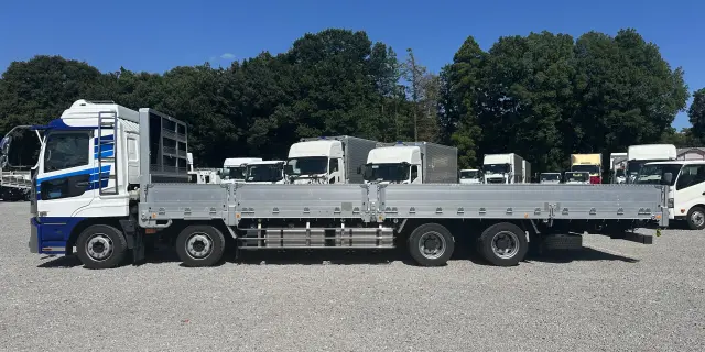 ＵＤ クオン 2RG-CG5FA(8x4)の写真5