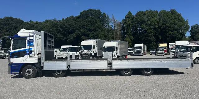 ＵＤ クオン 2RG-CG5FA(8x4)の写真9