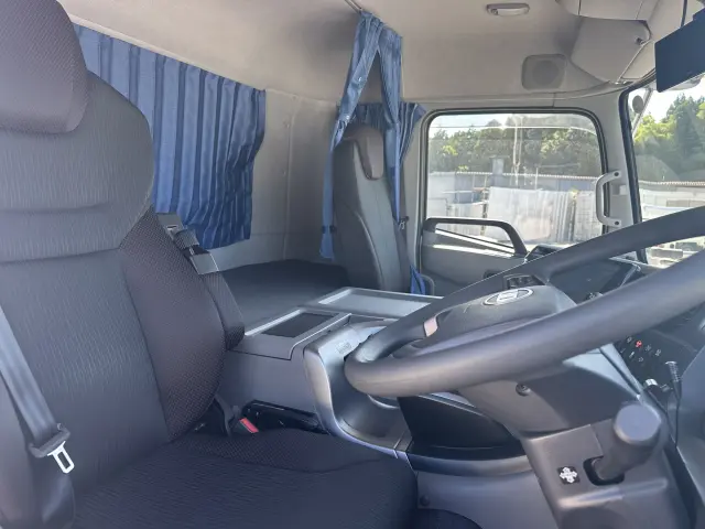 ＵＤ クオン 2RG-CG5FA(8x4)の写真16