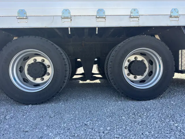 ＵＤ クオン 2RG-CG5FA(8x4)の写真29