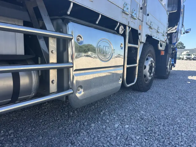 ＵＤ クオン 2RG-CG5FA(8x4)の写真37