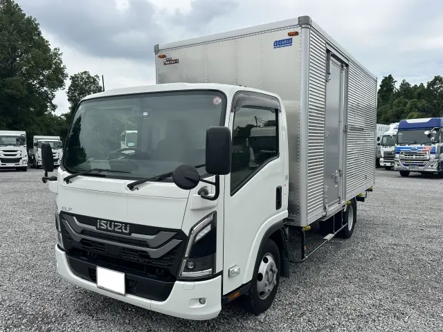 いすゞ エルフ 2RG-NPR88AM(2WD)の写真2