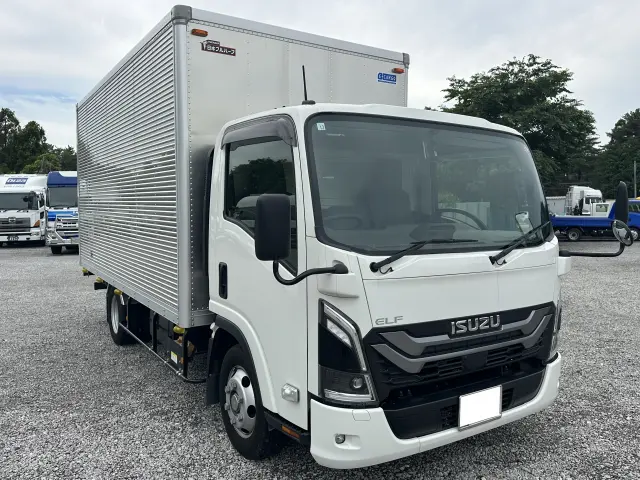 いすゞ エルフ 2RG-NPR88AM(2WD)の写真4