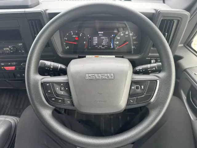 いすゞ エルフ 2RG-NPR88AM(2WD)の写真26