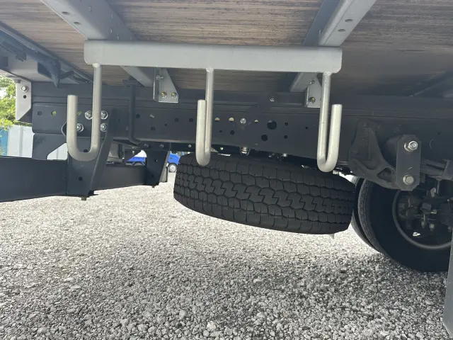 いすゞ エルフ 2RG-NPR88AM(2WD)の写真37