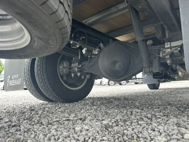 いすゞ エルフ 2RG-NPR88AM(2WD)の写真38