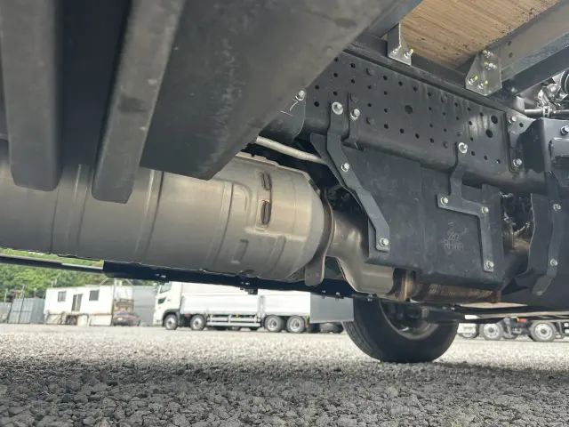 いすゞ エルフ 2RG-NPR88AM(2WD)の写真44