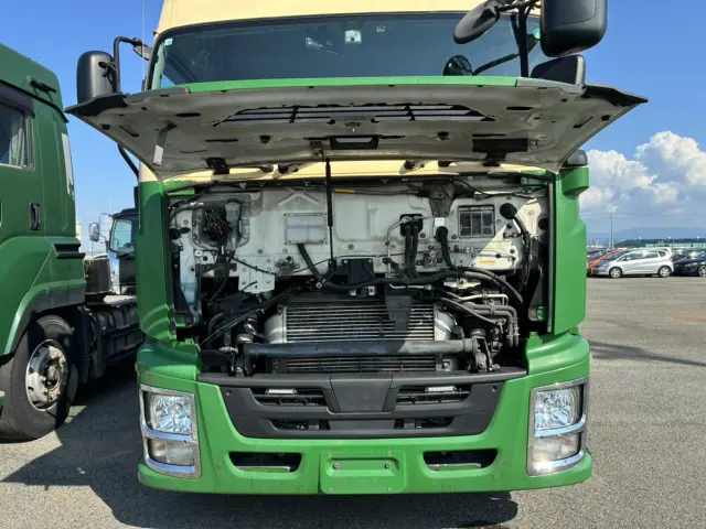 いすゞ ギガ QKG-CYJ77B(8x4)の写真29