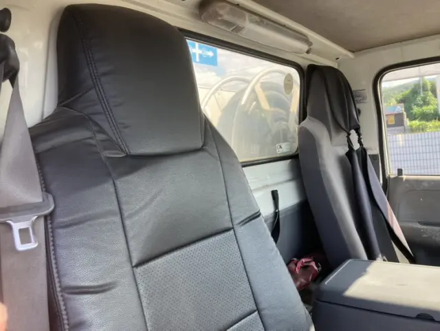 いすゞ エルフ TDG-NKS85AN(4WD)の写真14